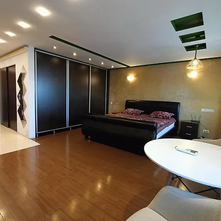 Ghica Tei By Acme Rent